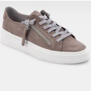 Dolce Vita Viro Sneaker